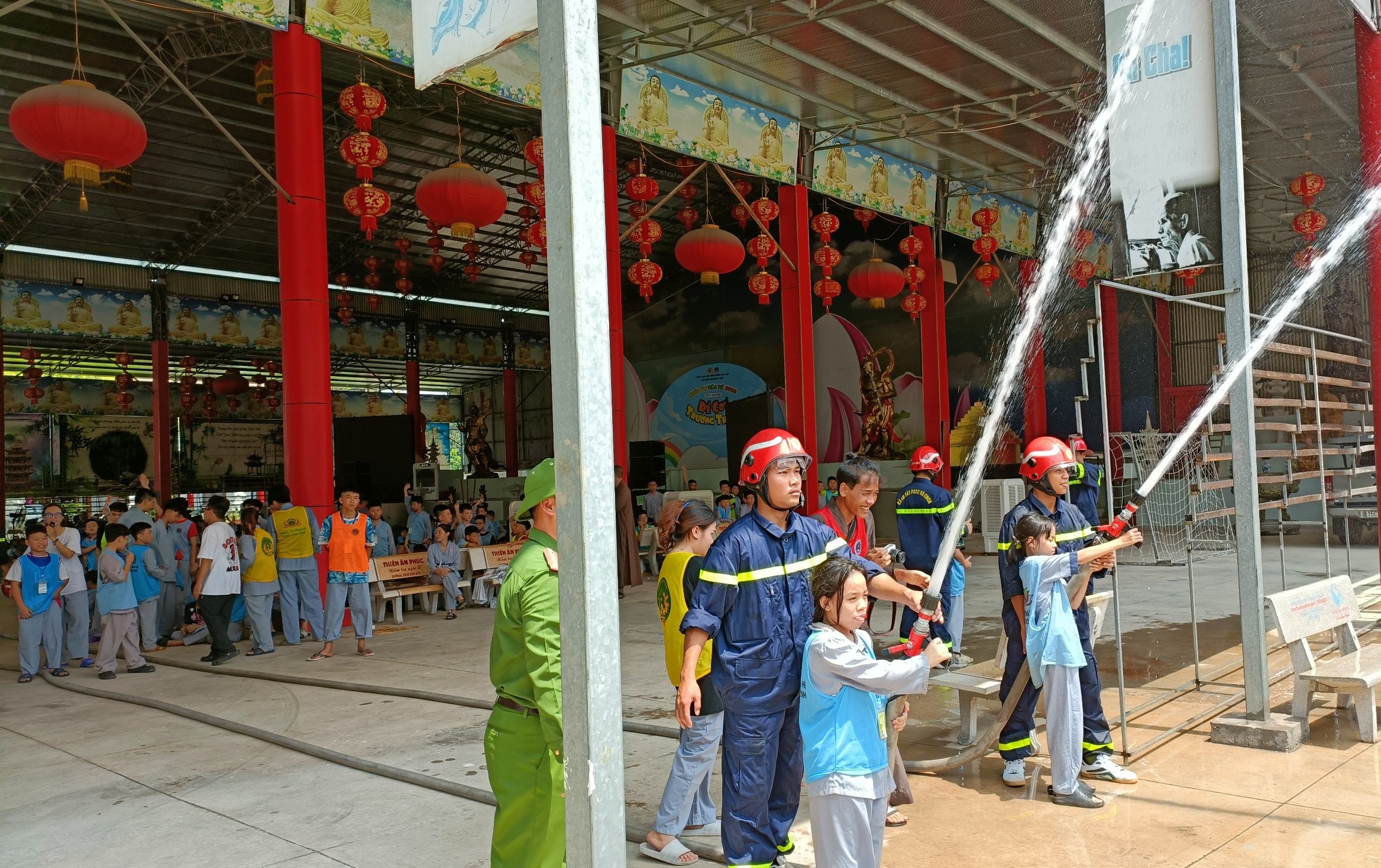 Đoàn Thanh niên Phòng Cảnh sát PCCC&CNCH: Tuyên truyền an toàn tại cơ sở tôn giáo